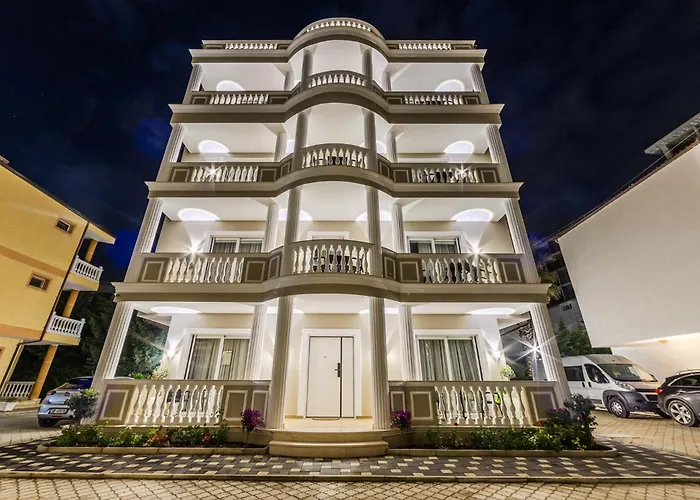 Sea La Vie Apartment